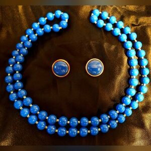 BLUE & GOLD BEADED NECKLACE WITH COORDINATING BUTTON CLIP EARRINGS